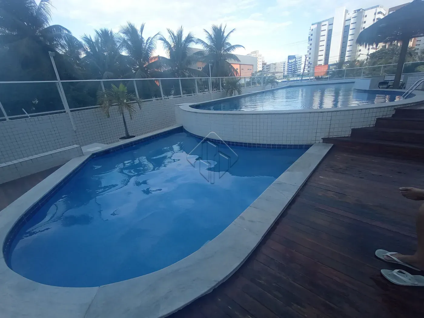 Balcony with a grill in a 2-bedroom apartment, 66 m² — photo 34