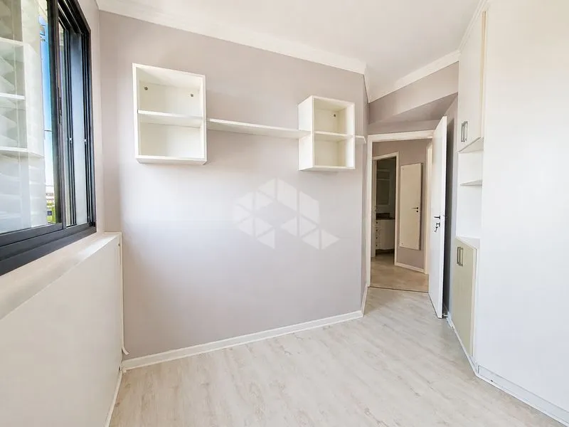Home office in a 3-bedroom apartment, 98 m² — photo 13