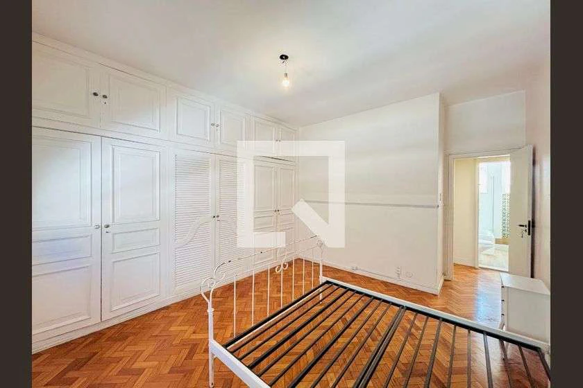142 m² rental apartment with 3 bedrooms and separate kitchen — photo 10