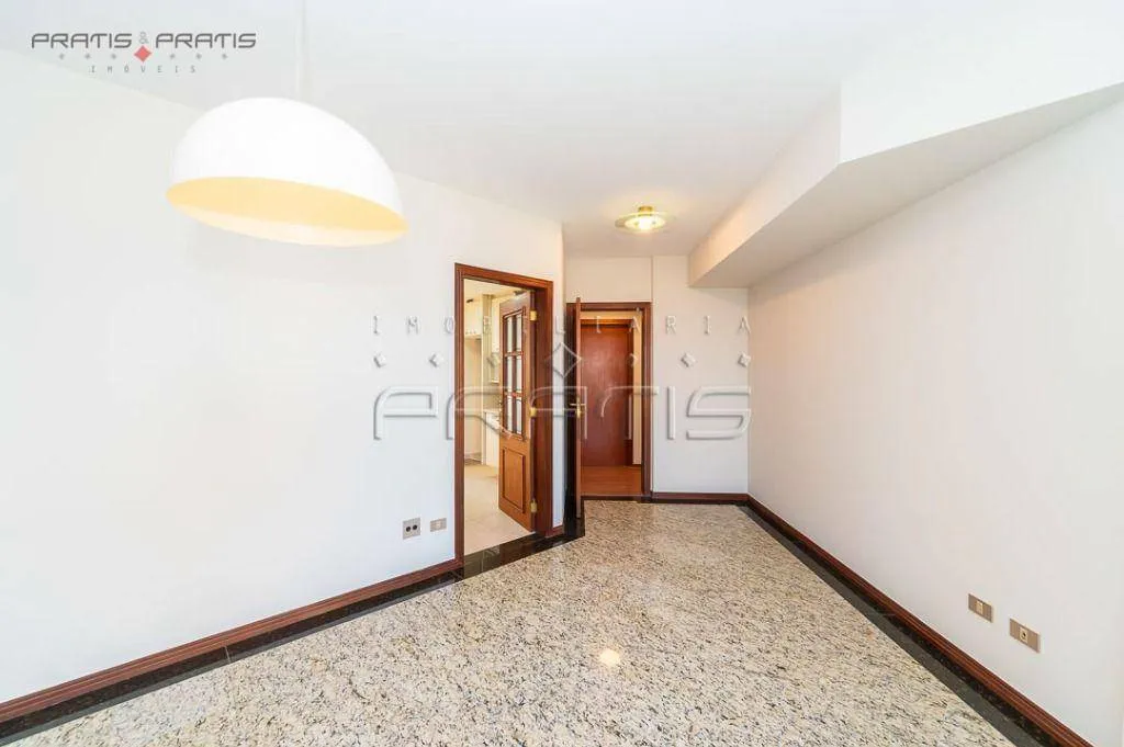 350 m² 3-bedroom apartment with a private BBQ balcony — photo 18