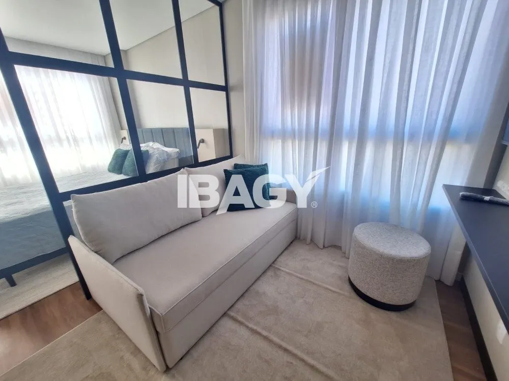 Furnished studio 35 m² with a fitted kitchenette