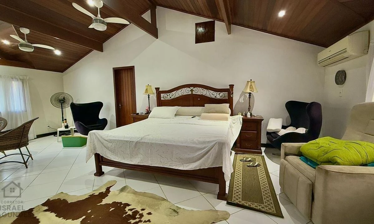 Furnished house with 6 bedrooms and 6 parking spots — photo 5