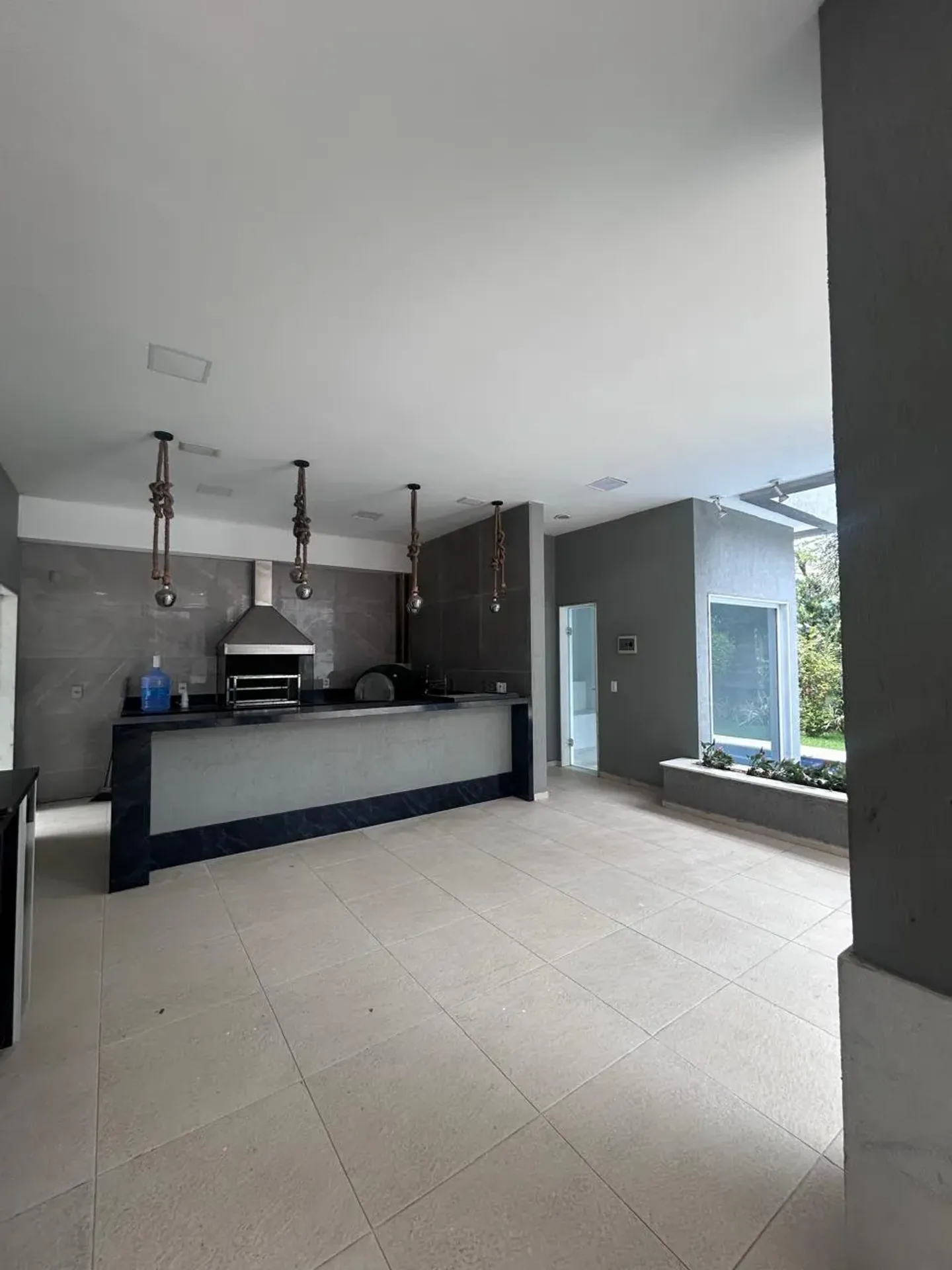 5-bedroom house with a walk-in closet in Rio de Janeiro — photo 34