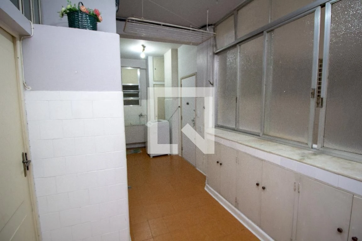 Furnished apartment with 3 bedrooms and 5 bathrooms — photo 10
