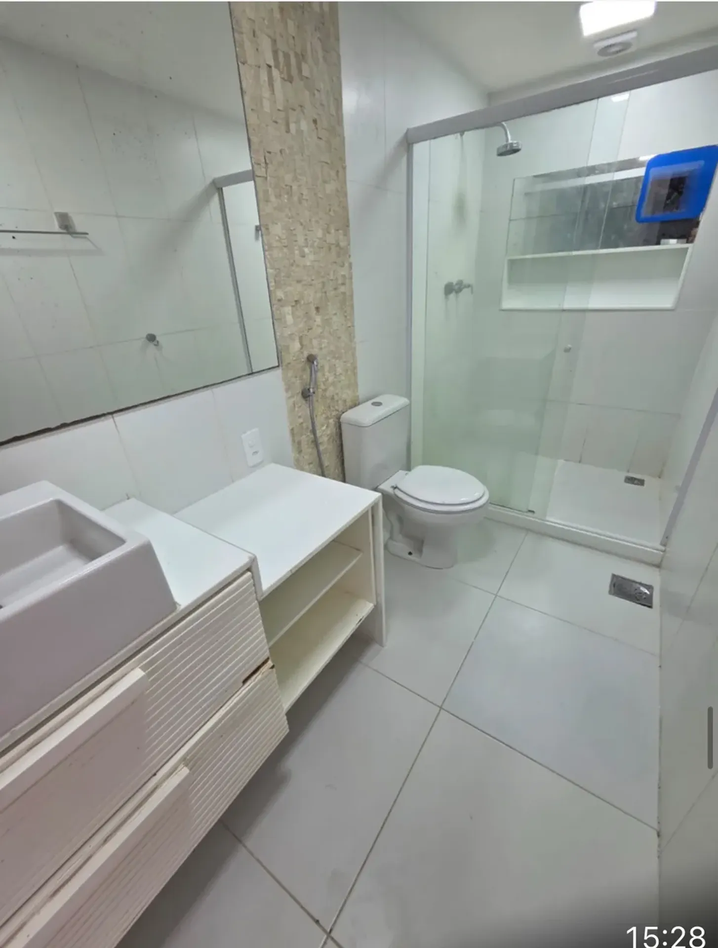 Unfurnished 3-bedroom apartment with terrace views — photo 24