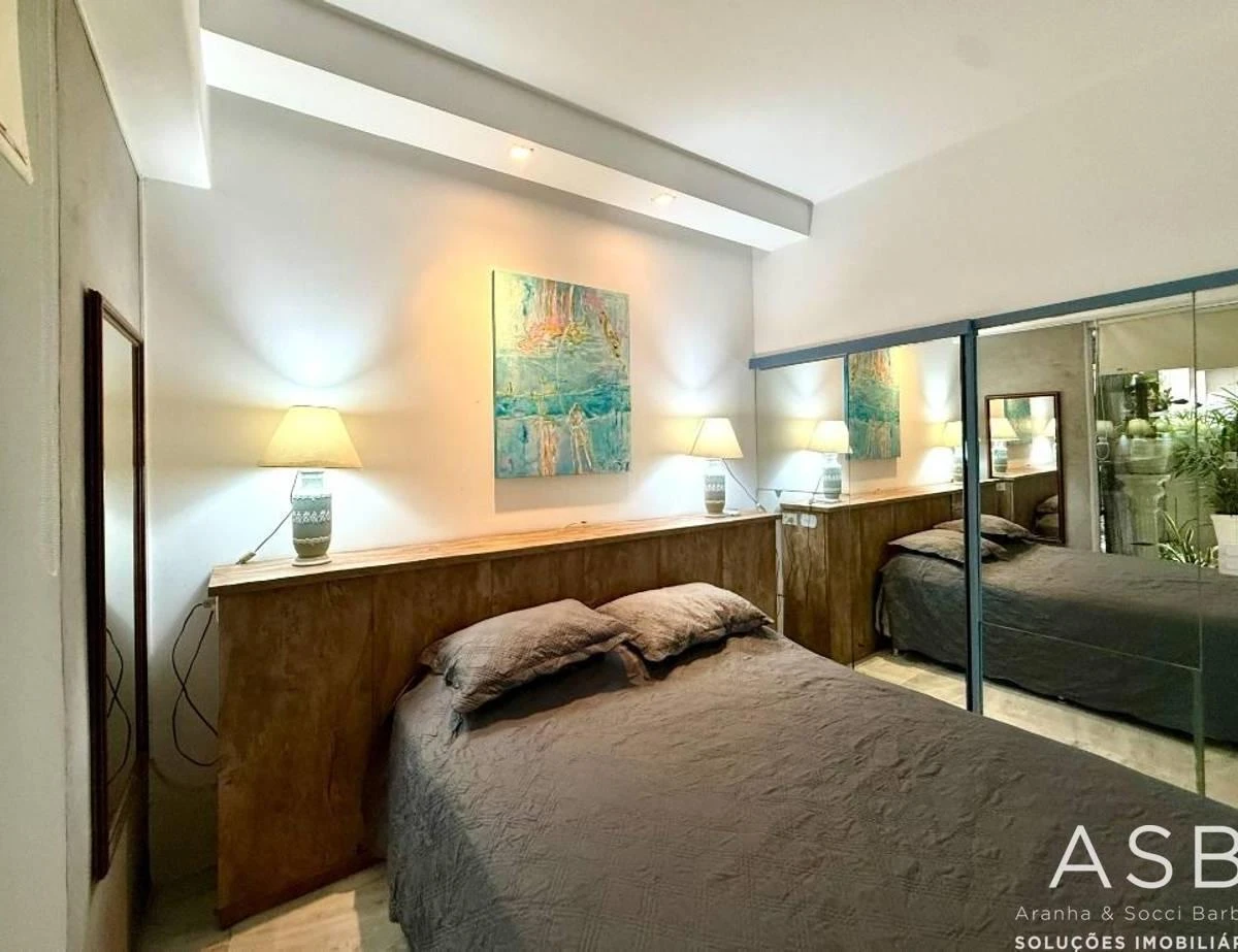 Furnished apartment with 2 en-suite bedrooms — photo 4