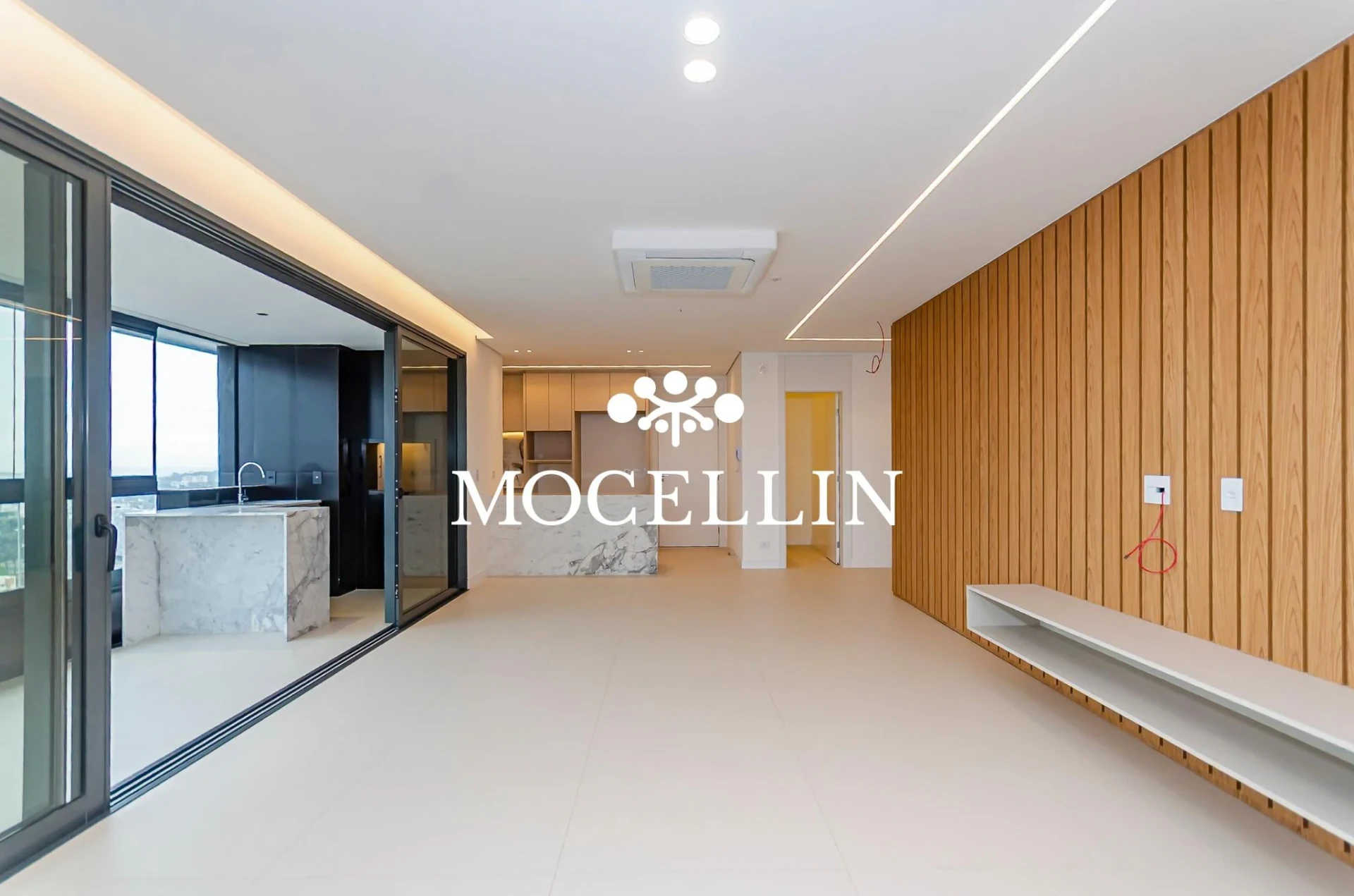 Floor-to-ceiling windows in a 3-bedroom apartment, 242 m² — photo 20