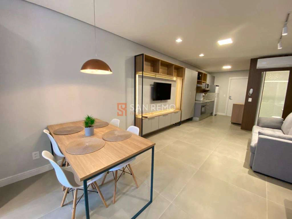 1-bedroom apartment with an open-plan kitchen — photo 3
