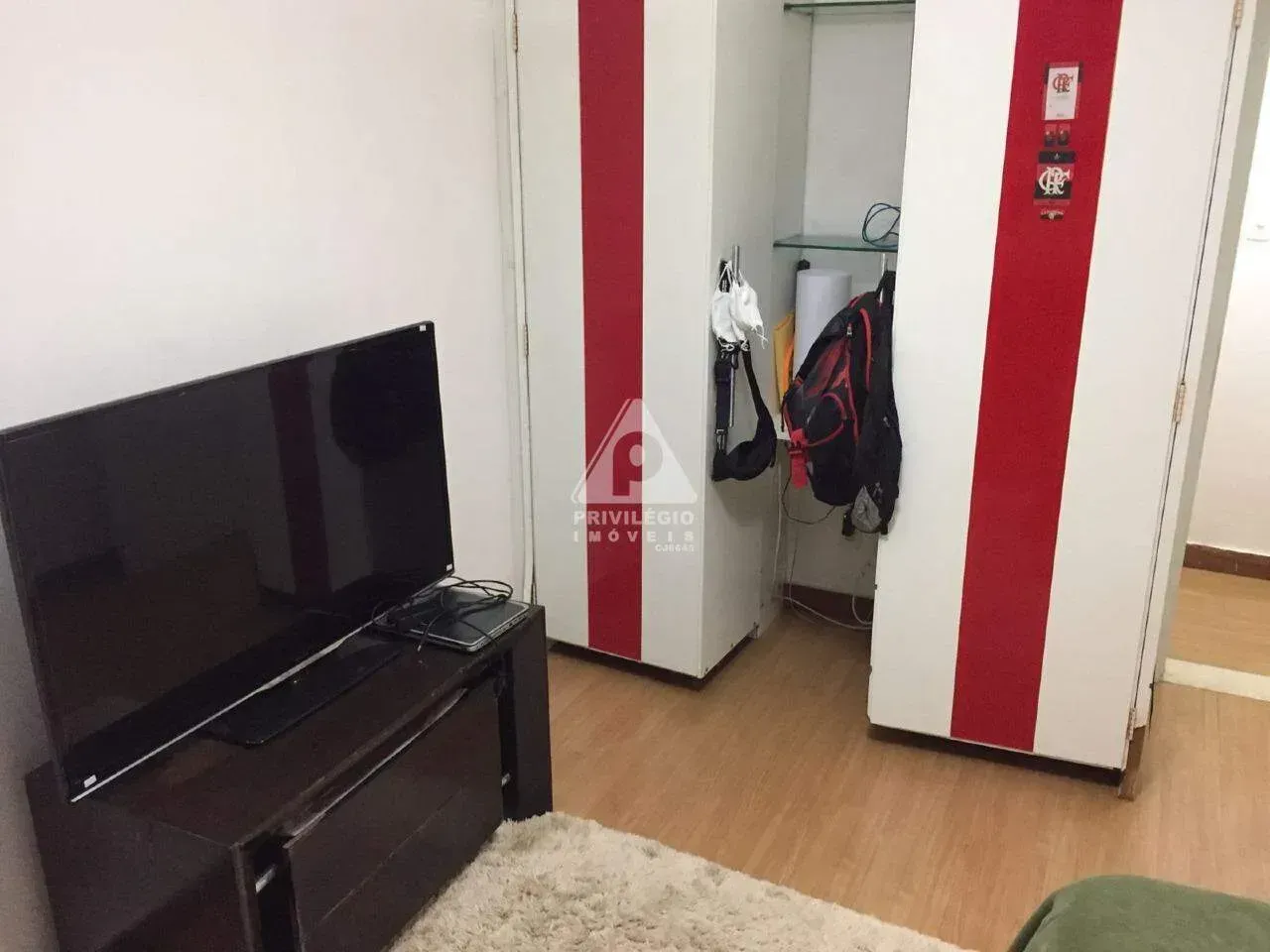 Departamento de 3 dormitorios con balcón cerrado con vidrio — photo 14