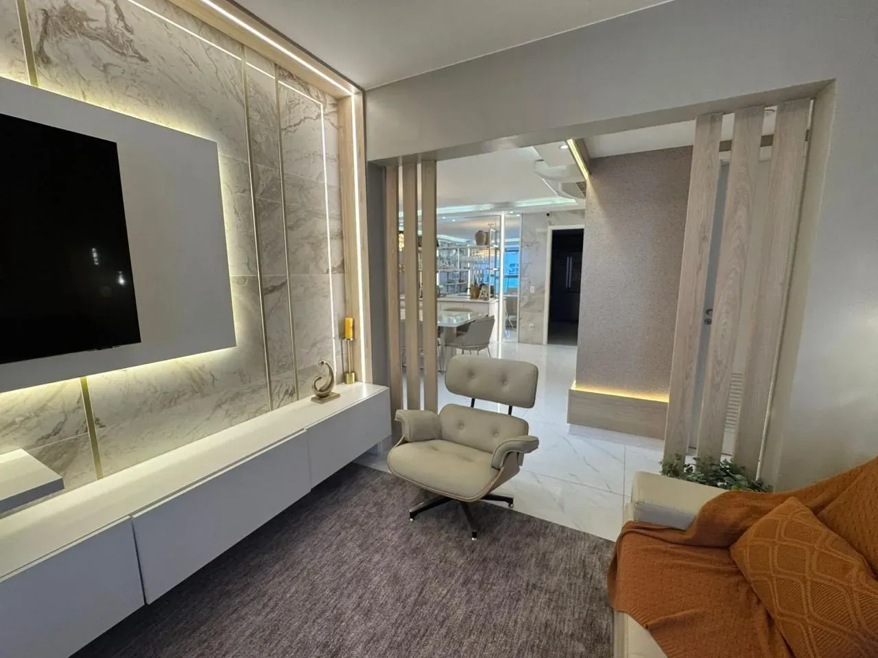 Furnished 130 m² apartment with 3 bedrooms — photo 30