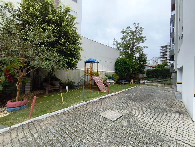 70 m² apartment with 2 bedrooms and 1 parking spot — photo 23