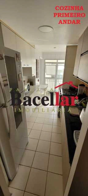 Furnished 203 m² apartment with enclosed balcony — photo 21
