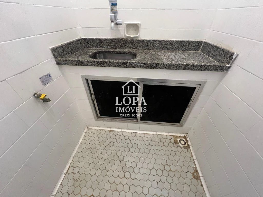 Departamento, 32 m², con piso de madera o laminado