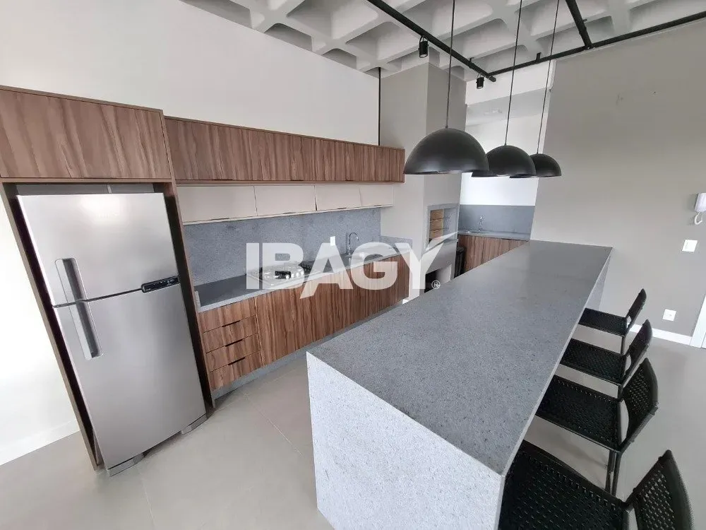 59 m² furnished studio with a ready workspace desk — photo 28