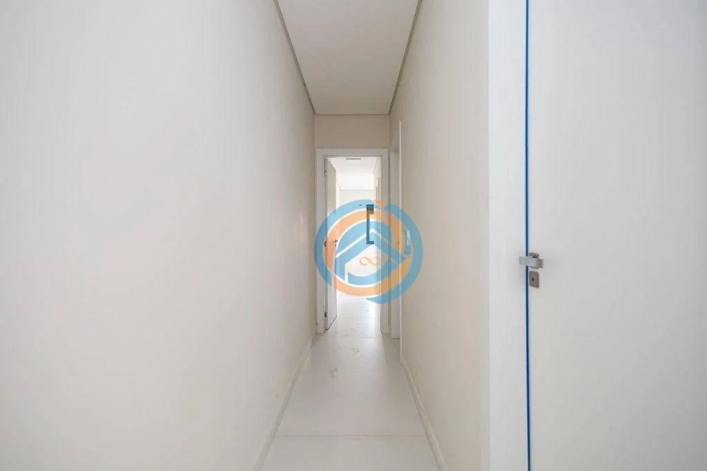 Будинок: 3 спальні, 2 з власною ванною кімнатою, 167 м² — photo 25
