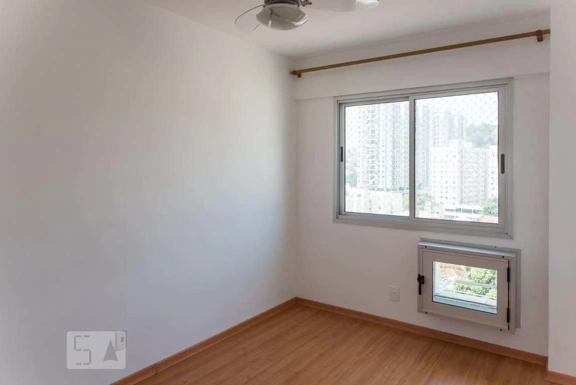 2-bedroom apartment in a building with a sauna — photo 18