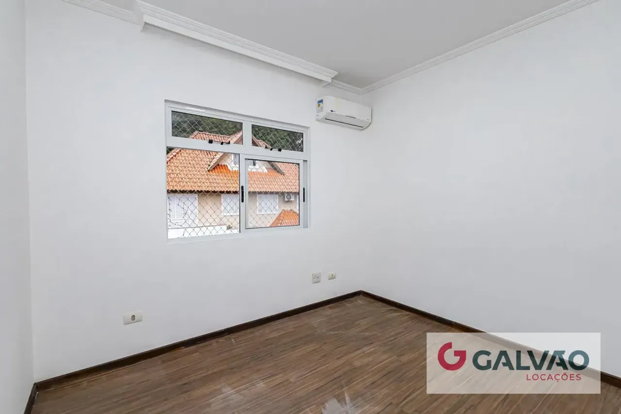 House in a gated community with 3 bedrooms and 1 bath — photo 10