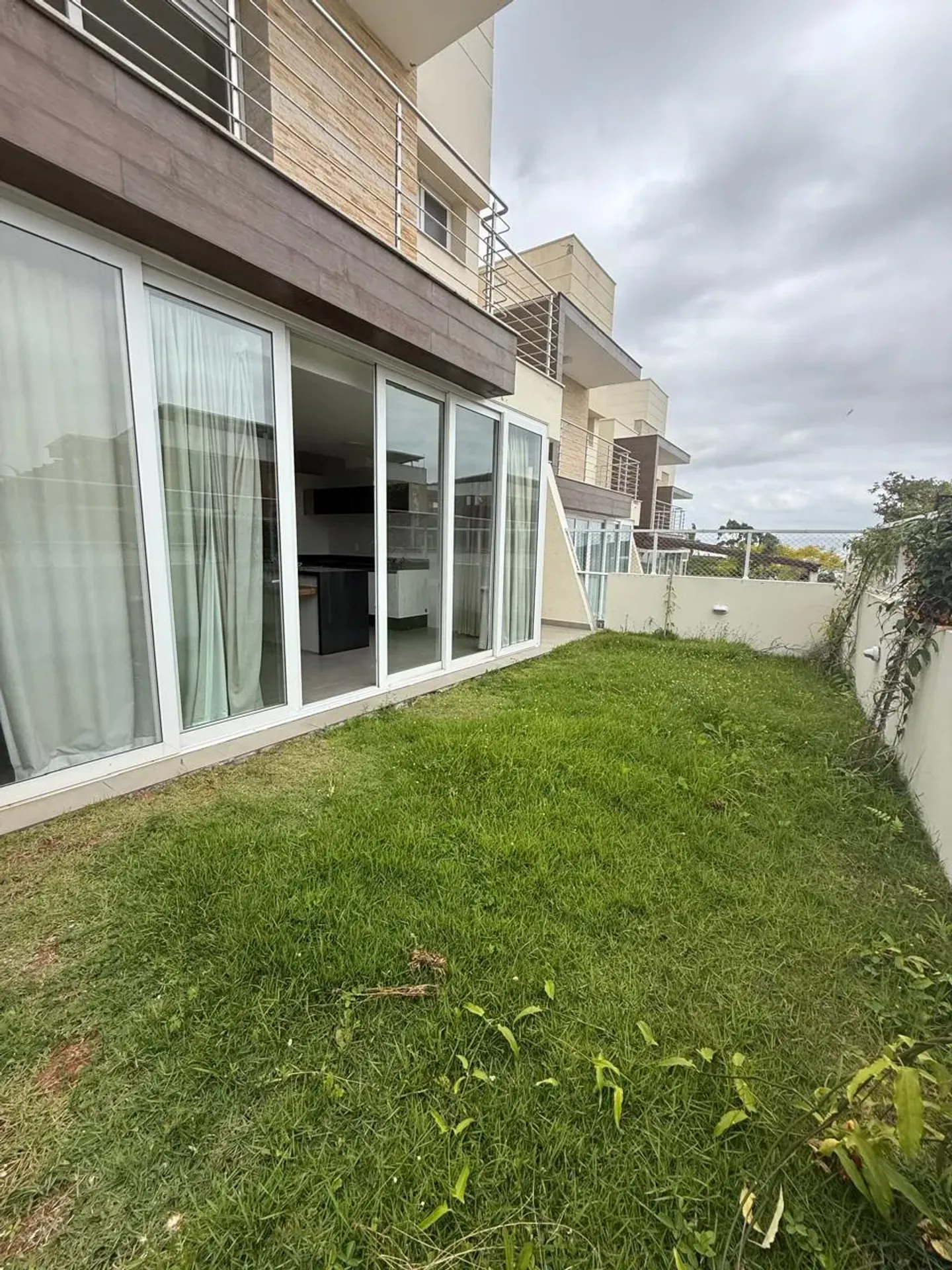 Furnished house, 263 m², with a water view — photo 40