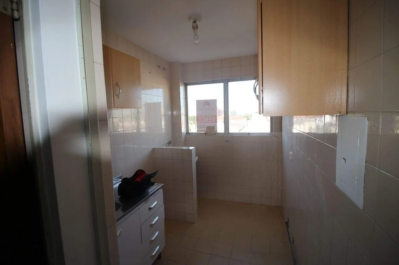 Apartment, 48 m², with wood or laminate floors — photo 16