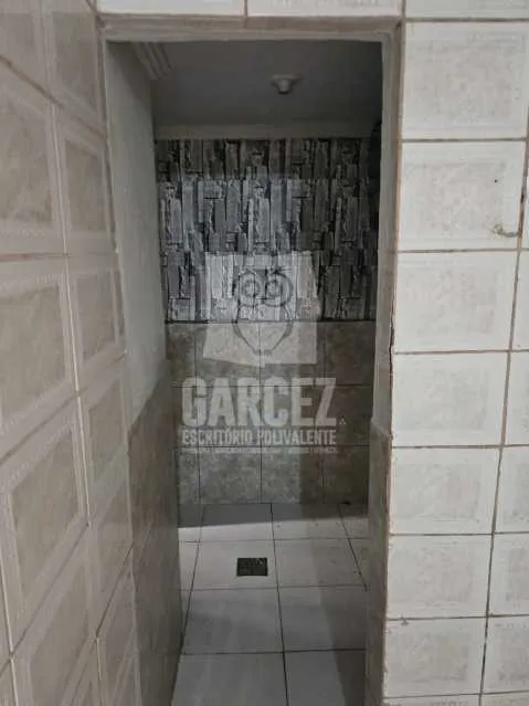 Casa de 2 quartos com piso de madeira ou laminado, Madureira — photo 12