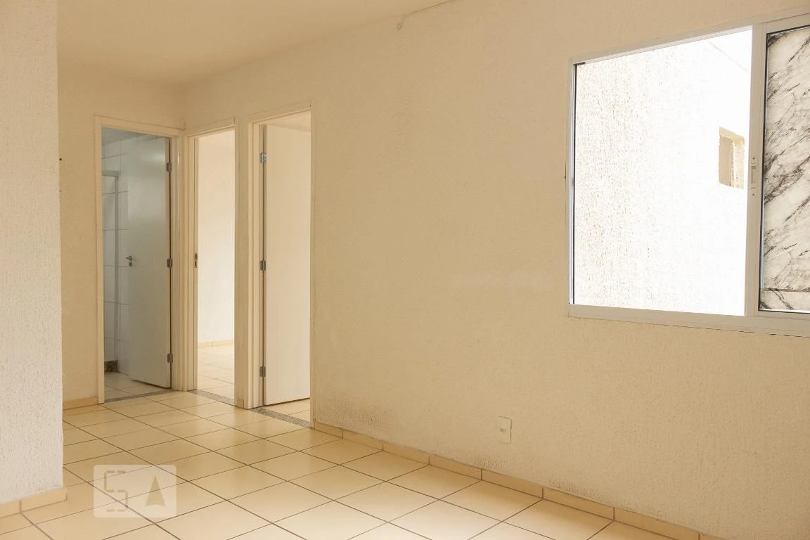 Unfurnished 2-bedroom apartment with closed kitchen — photo 13