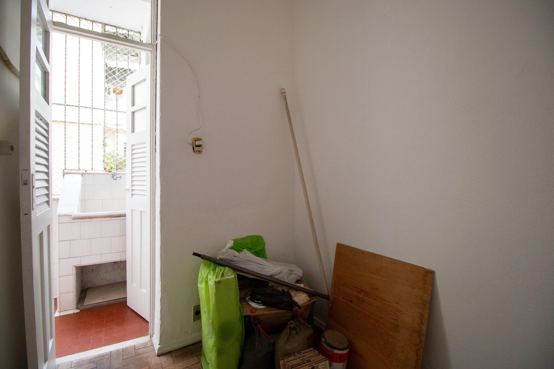 Квартира з 3 спальнями та заскленим балконом — photo 29