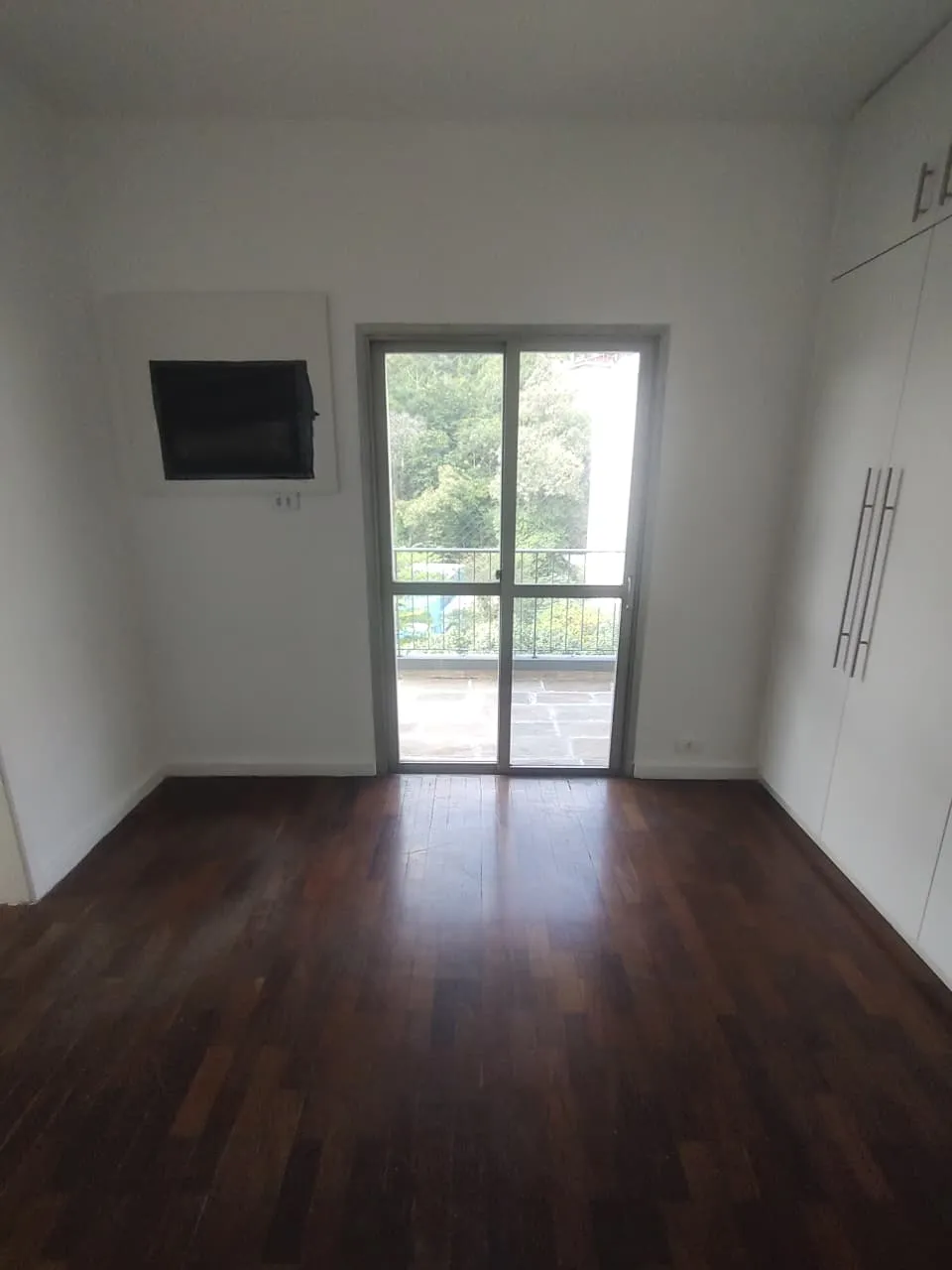 Rental apartment with 96 m², 2 bedrooms and 2 bathrooms — photo 19