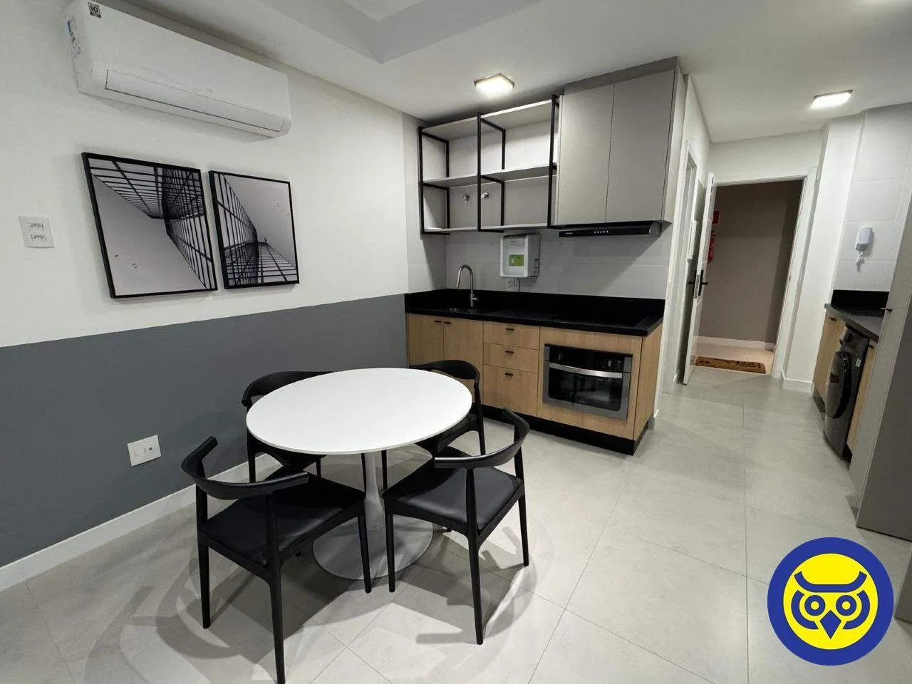 Furnished studio in a building with a gym — photo 2