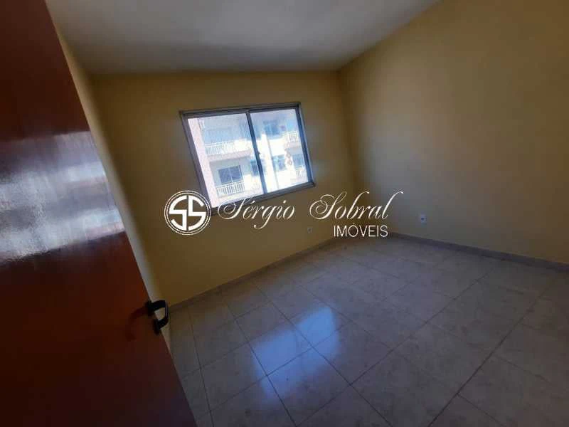 2-bedroom apartment in a building with a pool — photo 14