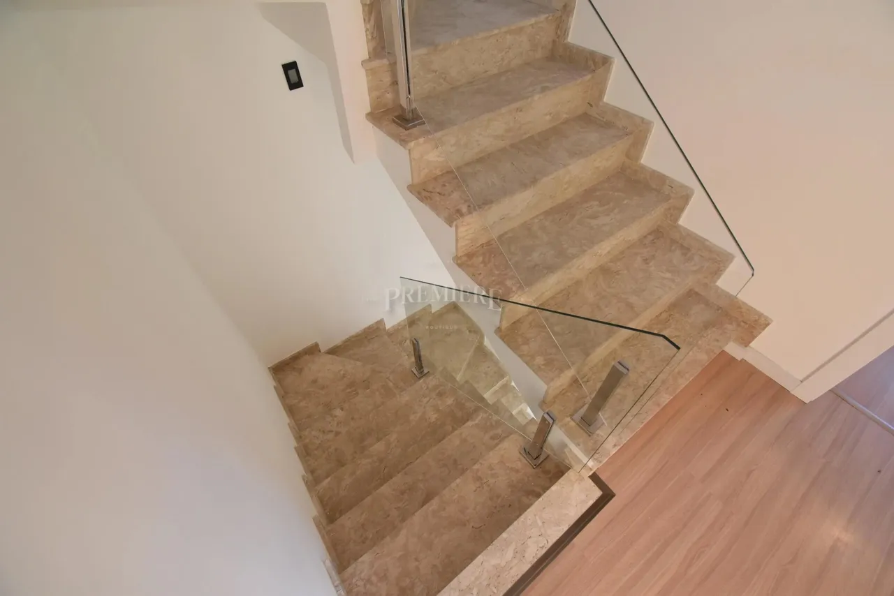 House with 3 bedrooms and a private garden — photo 8