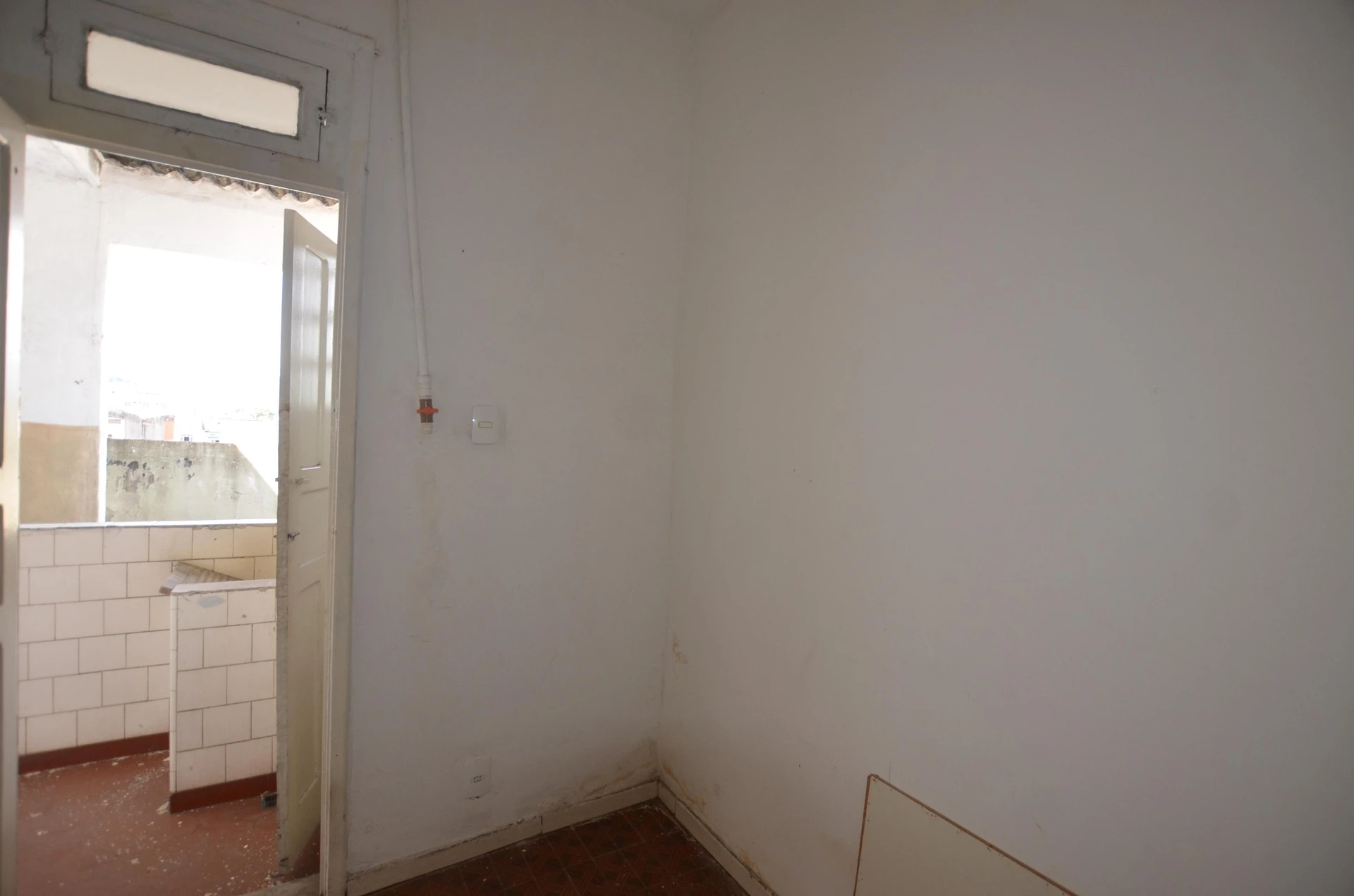 Unfurnished rental apartment with 2 bedrooms — photo 4
