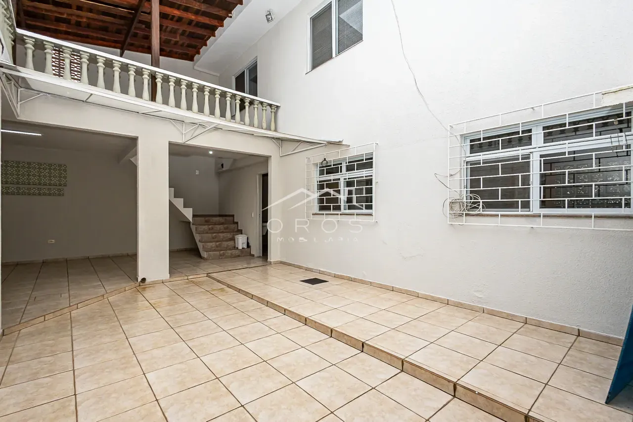 House, 200 m², with a washing machine — photo 37