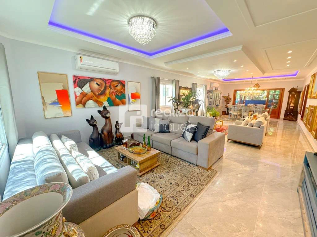Casa en comunidad cerrada con 3 suites y 270 m² — photo 3