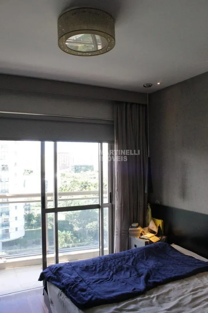 Furnished apartment with 4 bedrooms and a glass balcony — photo 38