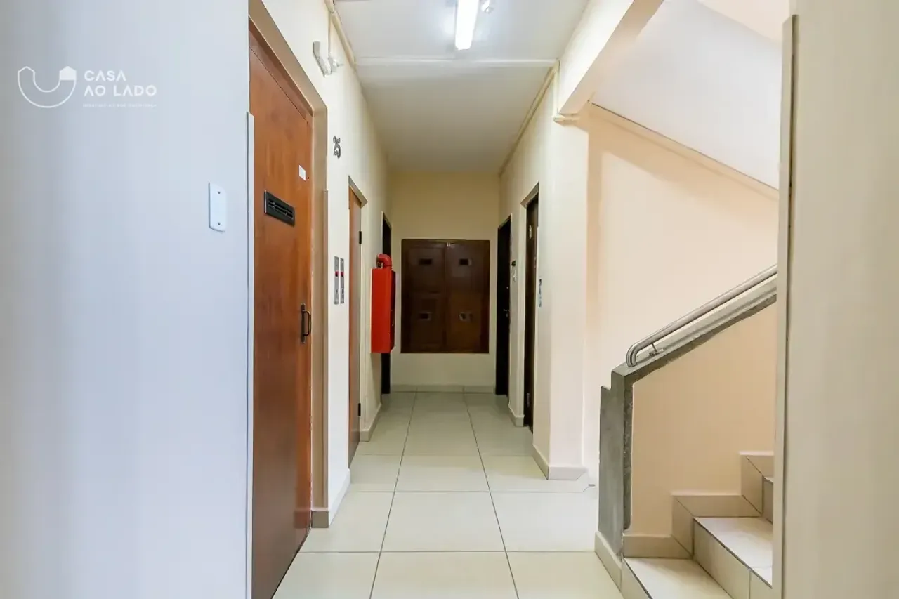 42 m² 1-bedroom apartment with a closed kitchen — photo 20