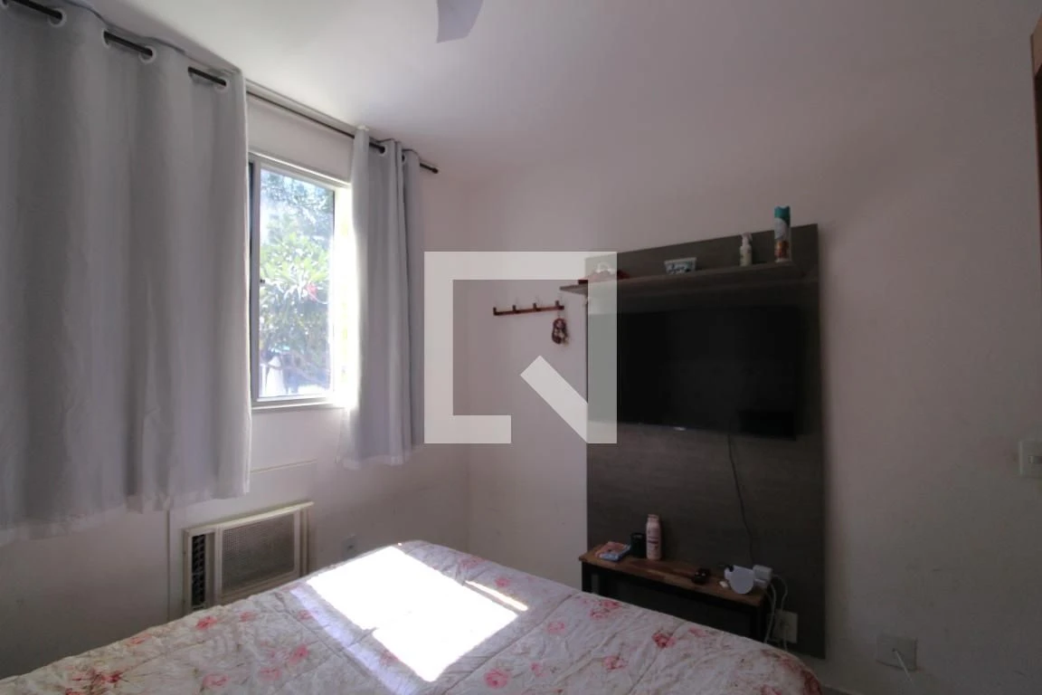 Apartamento mobiliado com 2 quartos e varanda — photo 13