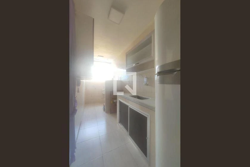 58 m² apartment with built-in kitchen cabinets and 1 parking — photo 5