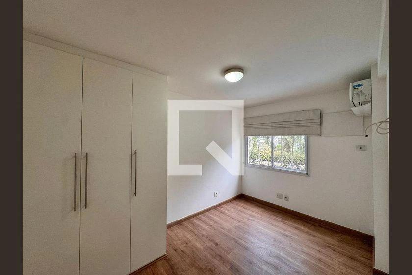 2-bedroom 87 m² apartment with parking and enclosed balcony — photo 9