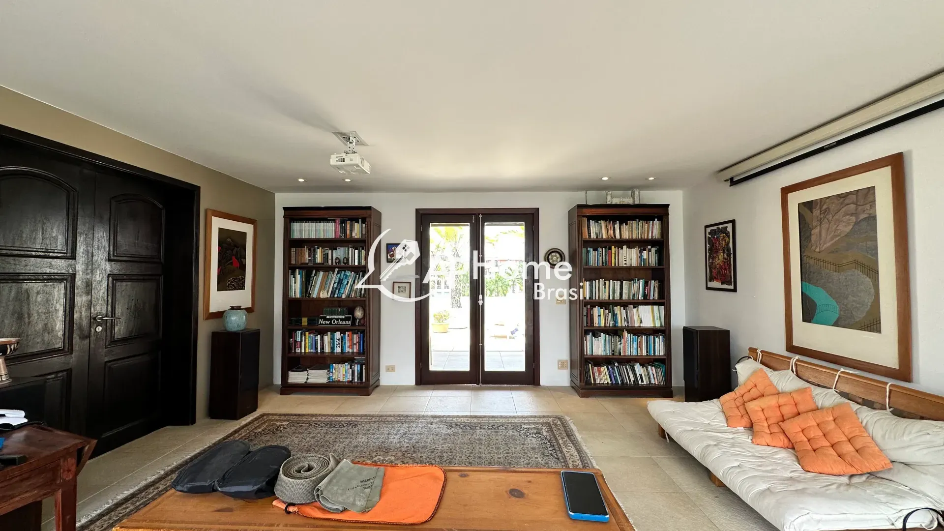 Apartment with 4 bedrooms, closed kitchen — photo 30