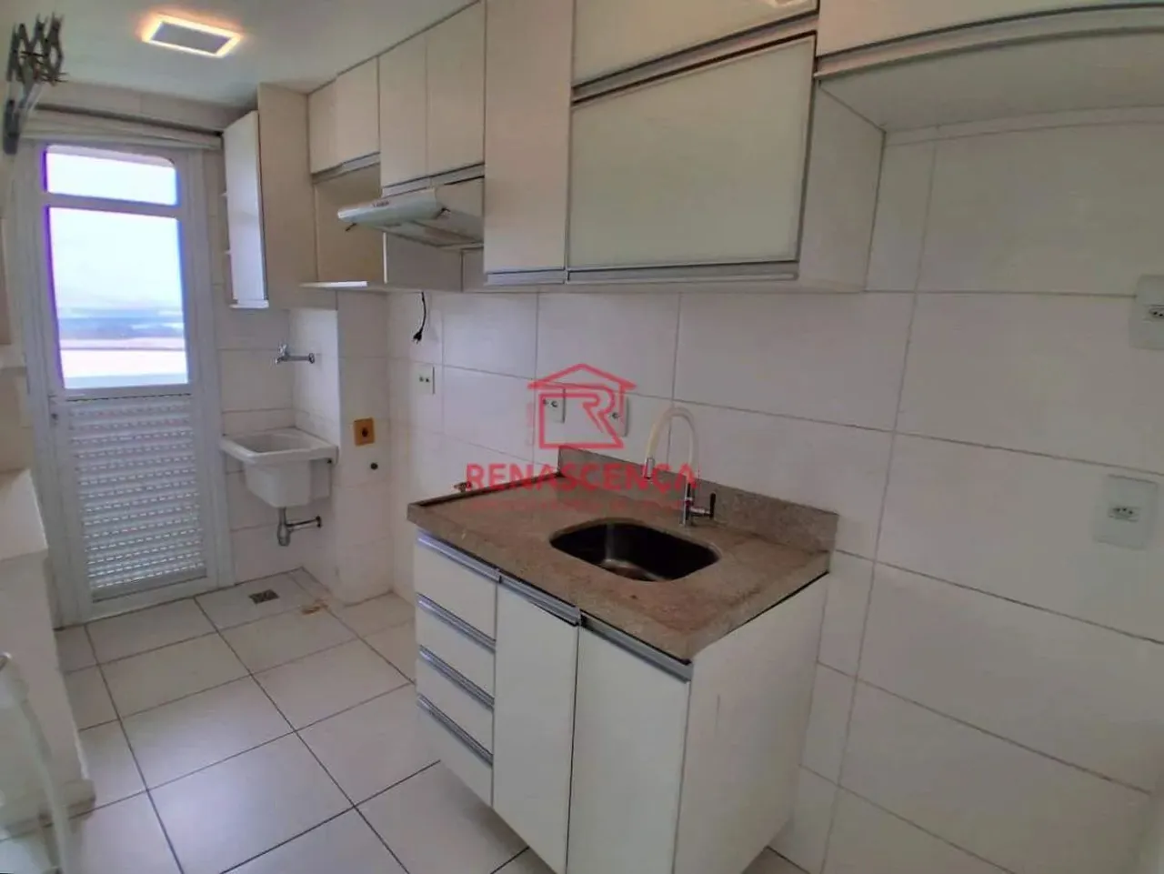 Квартира з 2 спальнями та балконом — photo 20