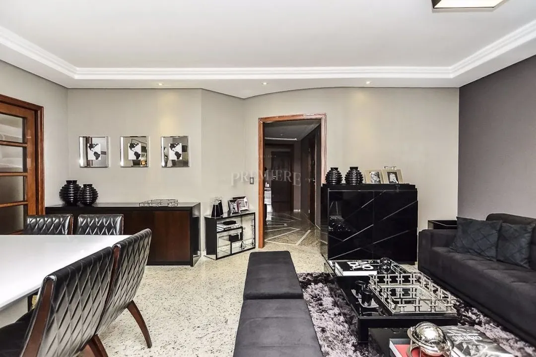 Apartamento com 3 dormitórios e 4 banheiros — photo 9