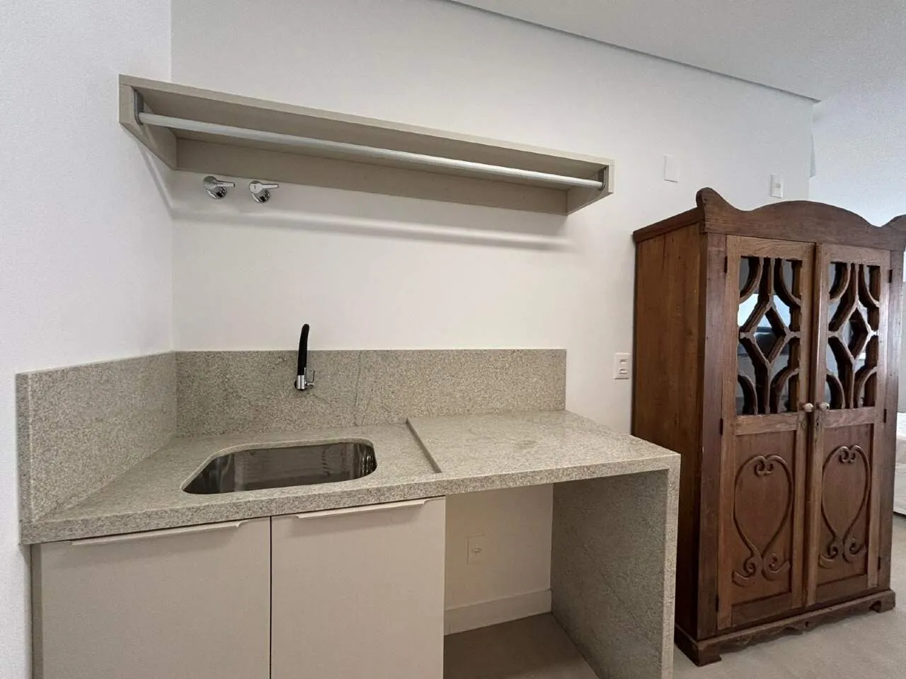 Apartamento mobiliado de 42 m² com cozinha aberta — photo 56