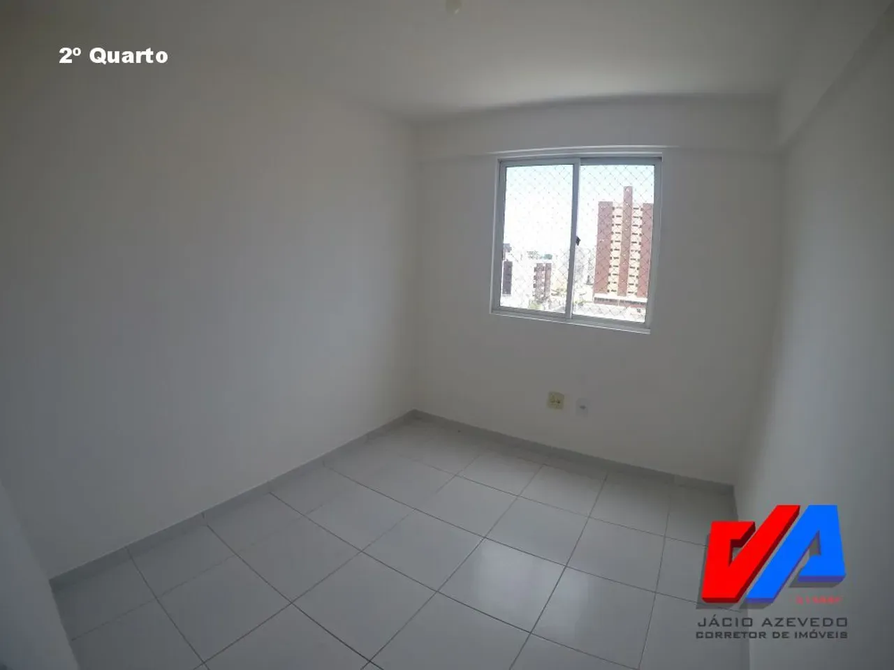 3-bedroom apartment in a building with a gym — photo 15