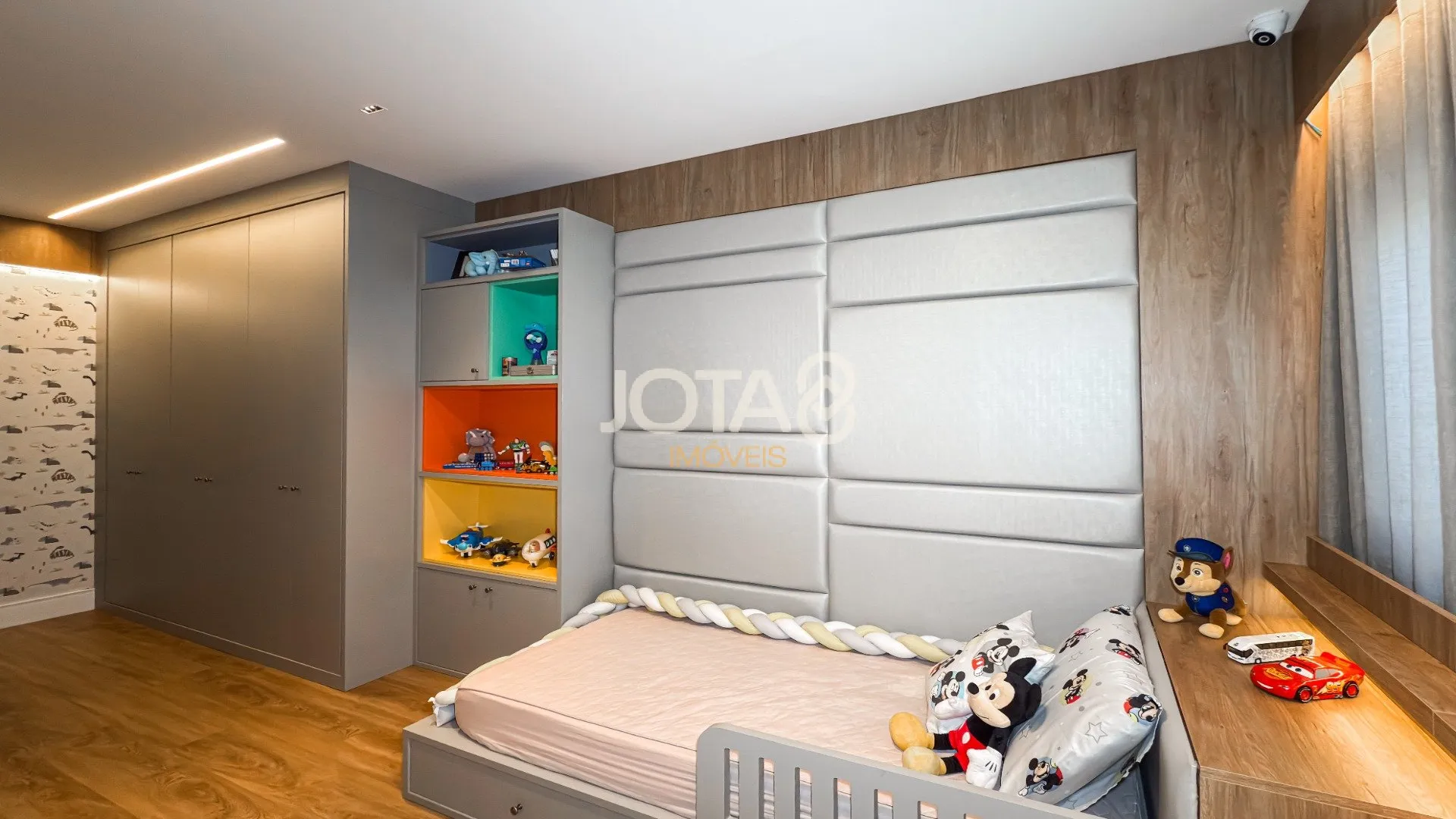 Меблированный дом с 4 спальнями и 635 м² и 7 местами — photo 20