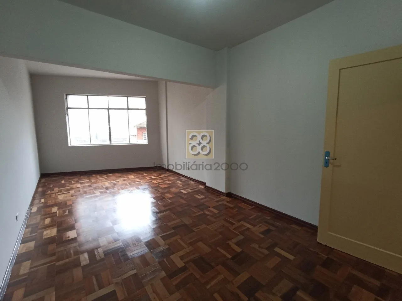 Apartment, 98 m², with wood or laminate floors