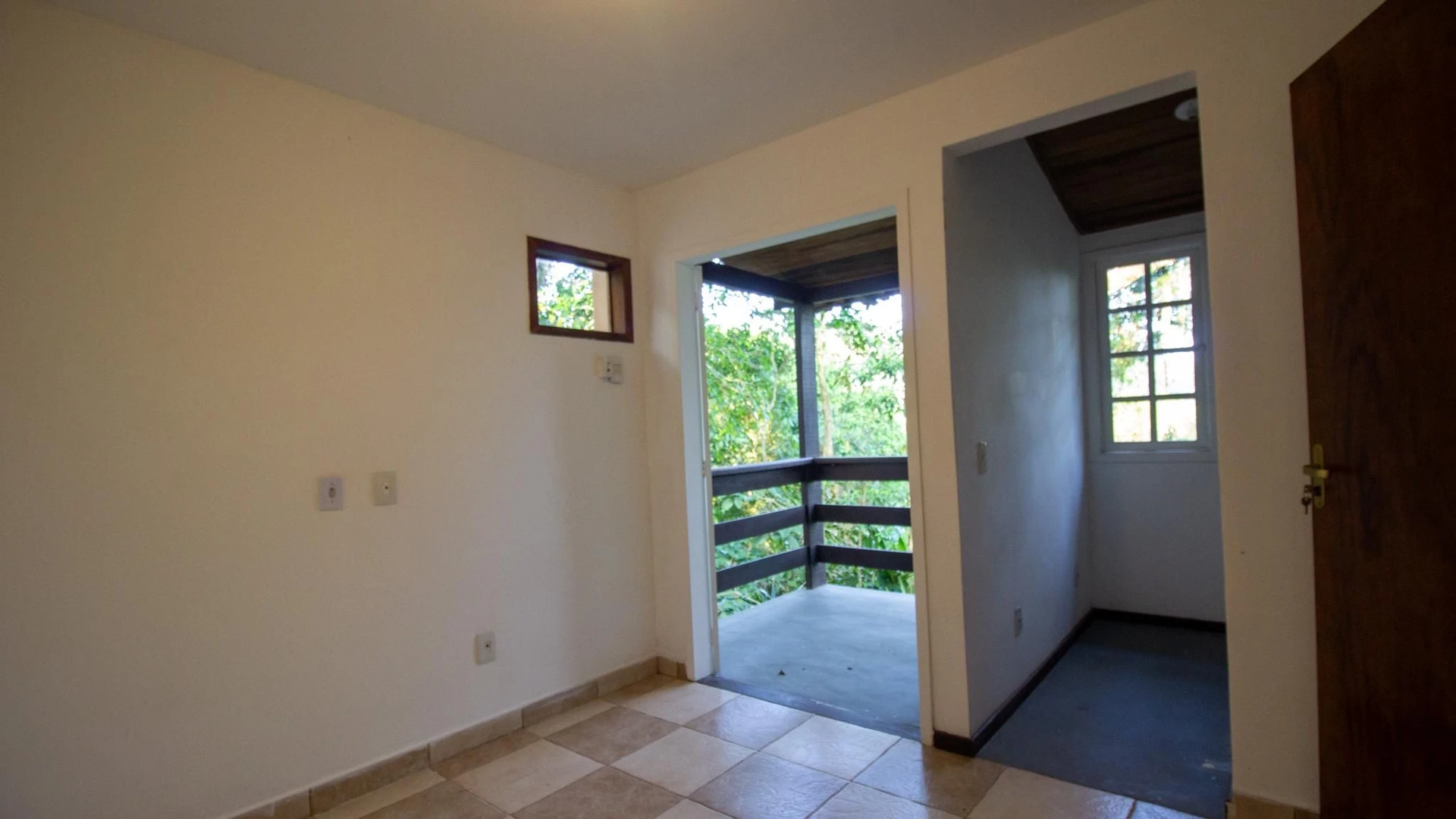 Casa com 4 quartos e 4 banheiros, com 3 vagas — photo 33