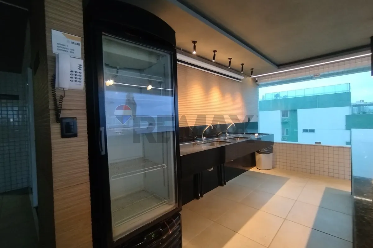 1-bedroom apartment with open-plan kitchen and 43 m² — photo 23