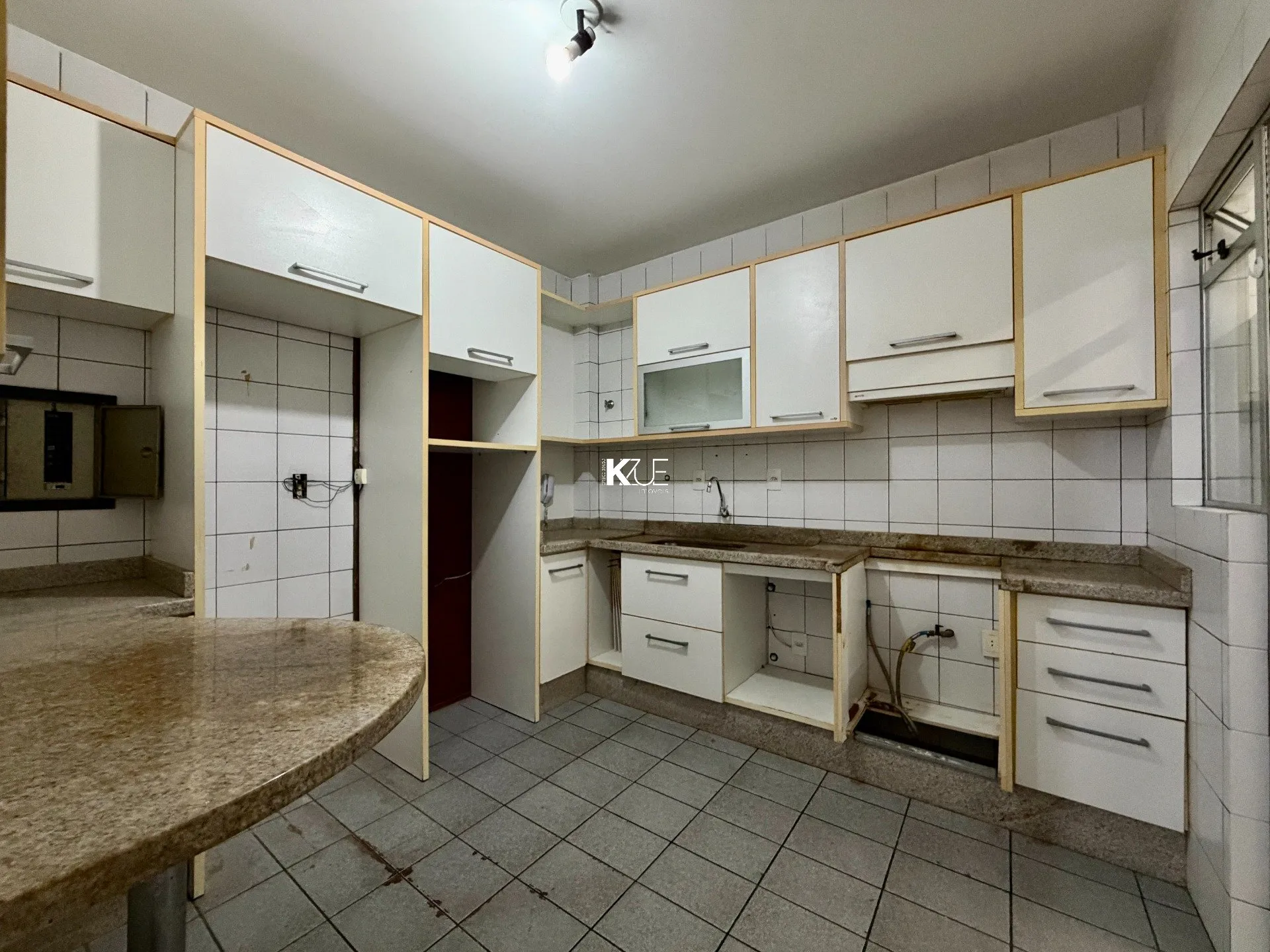 2-bedroom apartment with a home office in Florianópolis — photo 12