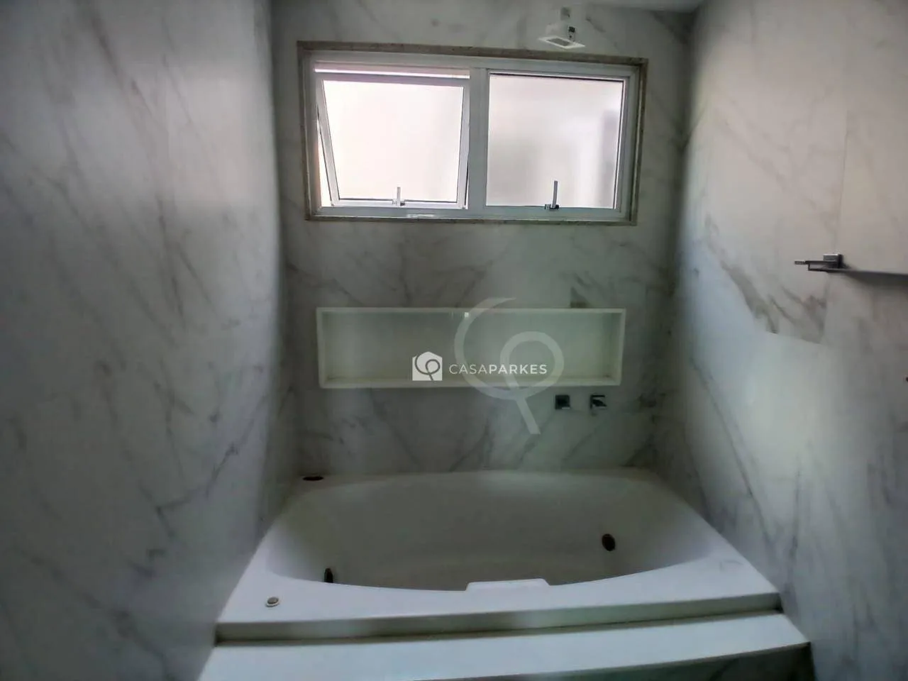 Penthouse with 3 bedrooms and 4 bathrooms — photo 45