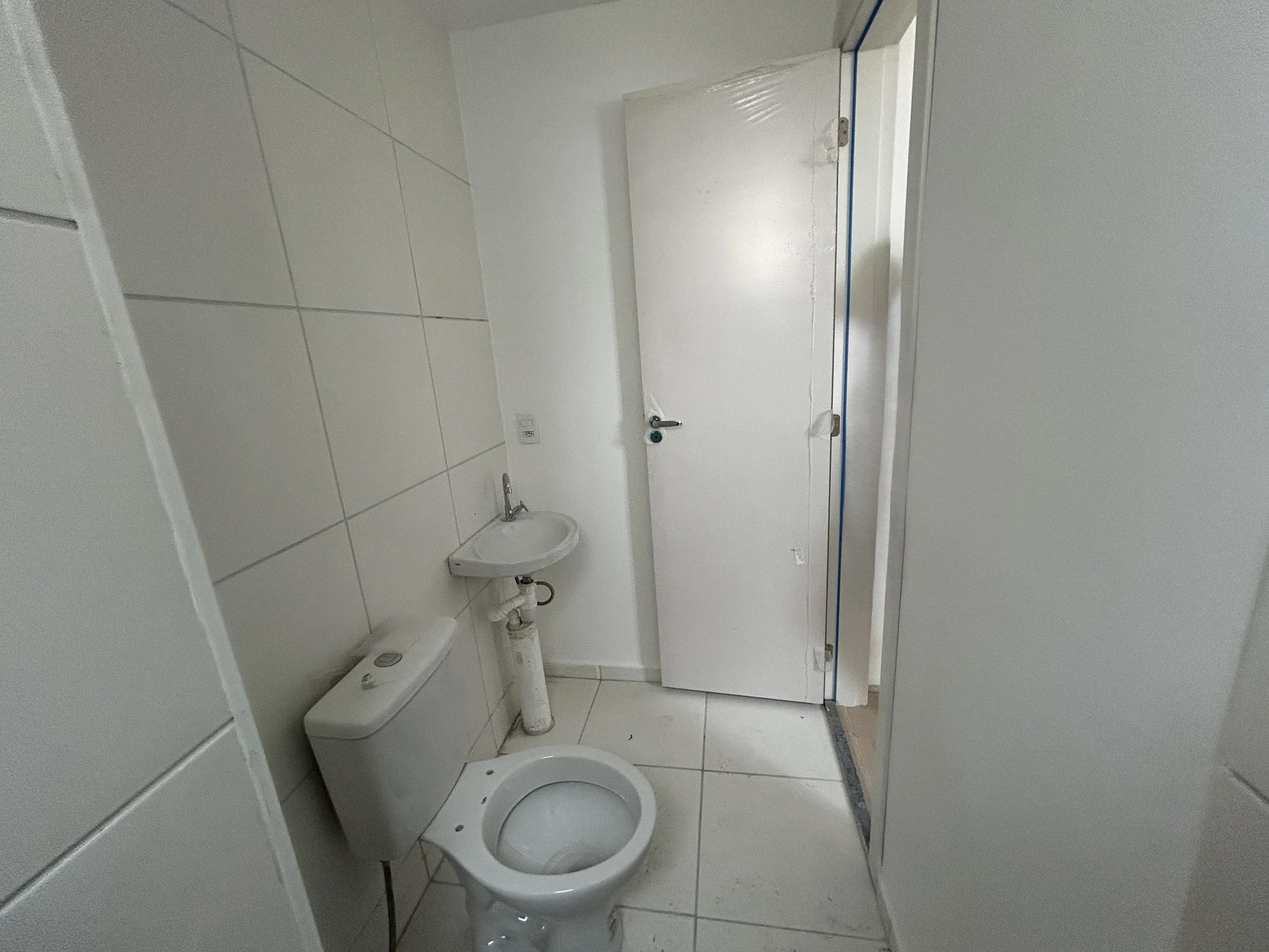 Меблированная квартира с 2 спальнями, балконом и 1 местом — photo 60
